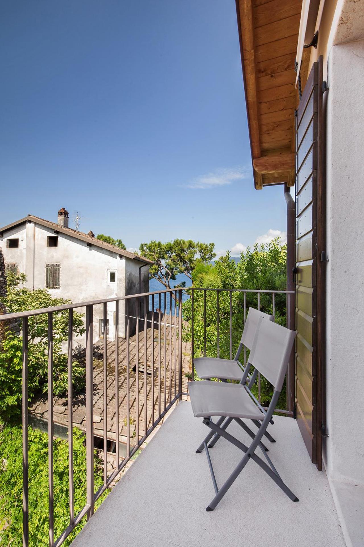 Aparthotel Residenza Vedovelli Torri Del Benaco Exterior foto