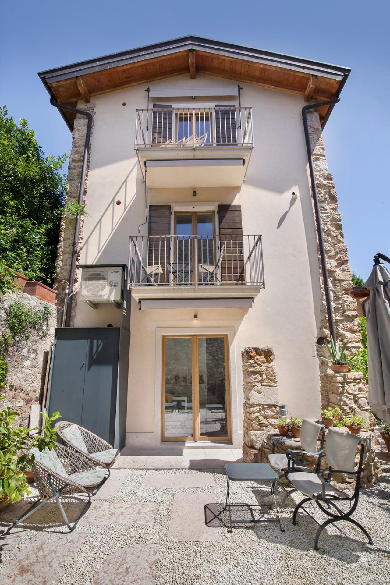Aparthotel Residenza Vedovelli Torri Del Benaco Exterior foto