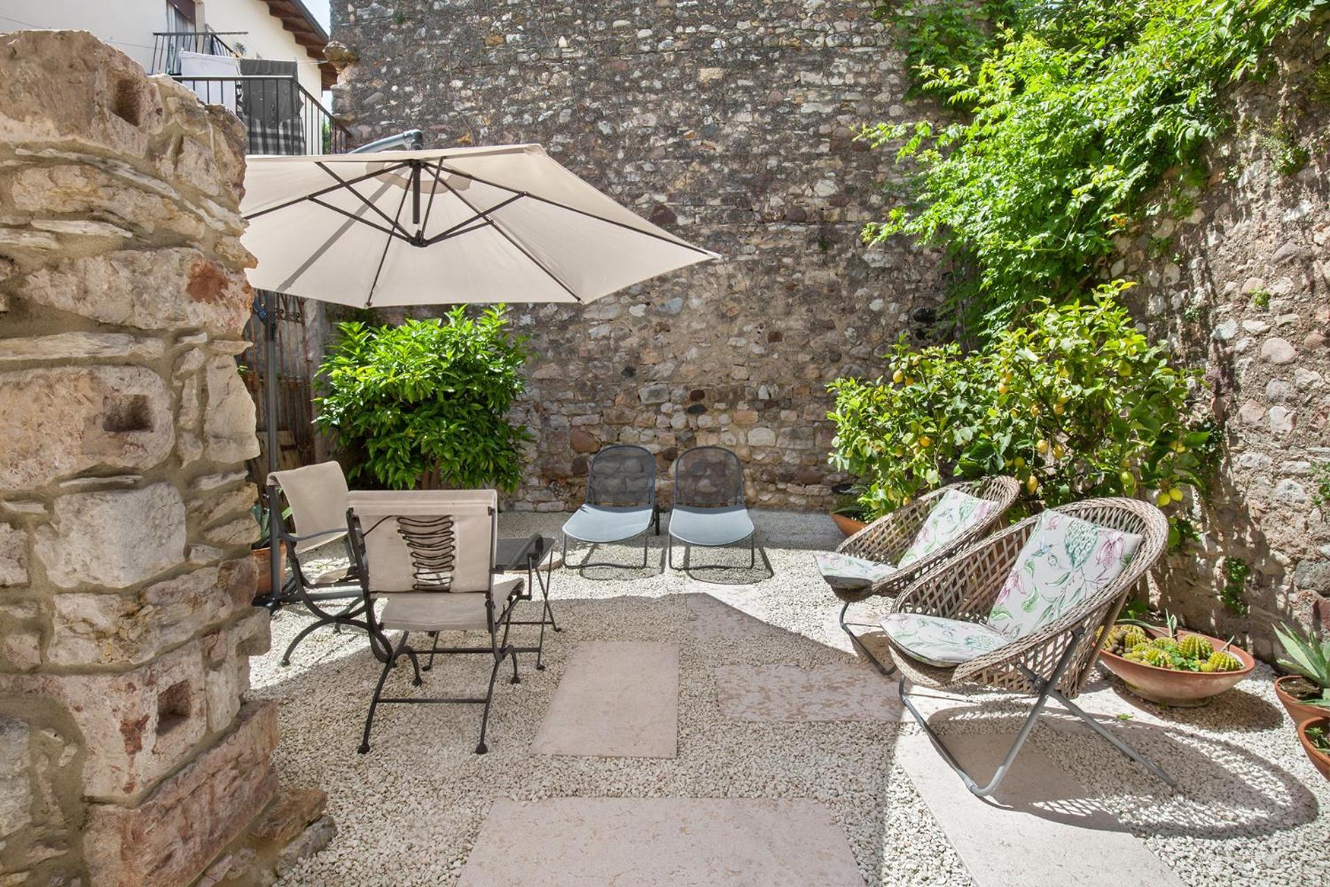 Aparthotel Residenza Vedovelli Torri Del Benaco Exterior foto